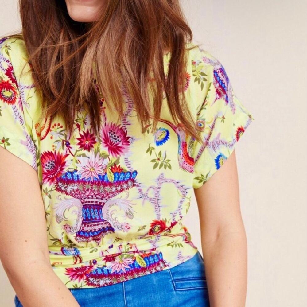 Maeve Anthropologie Silk Garden Blouse Yellow Short Sleeve size 10 Bird Floral